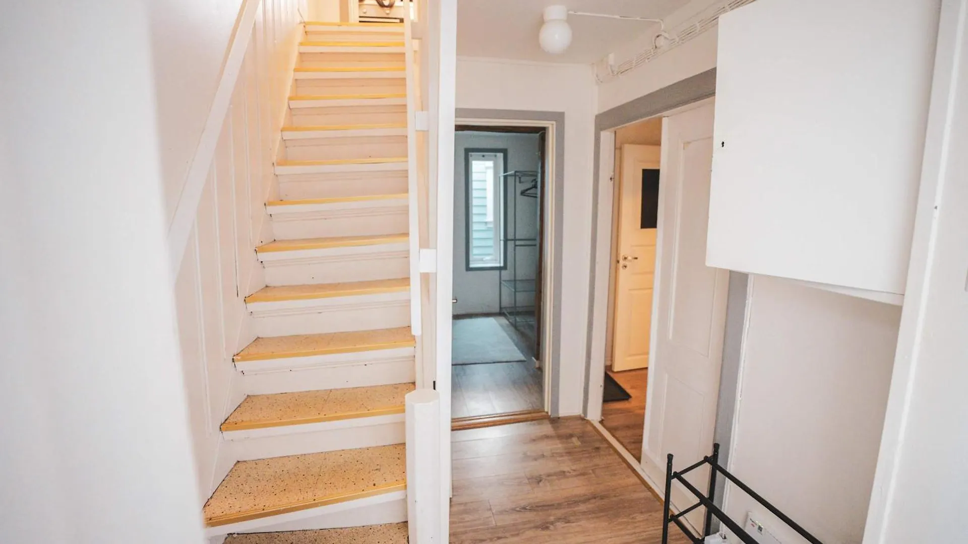 Nedre Banesmauet - Rustique Bergen House Apartment