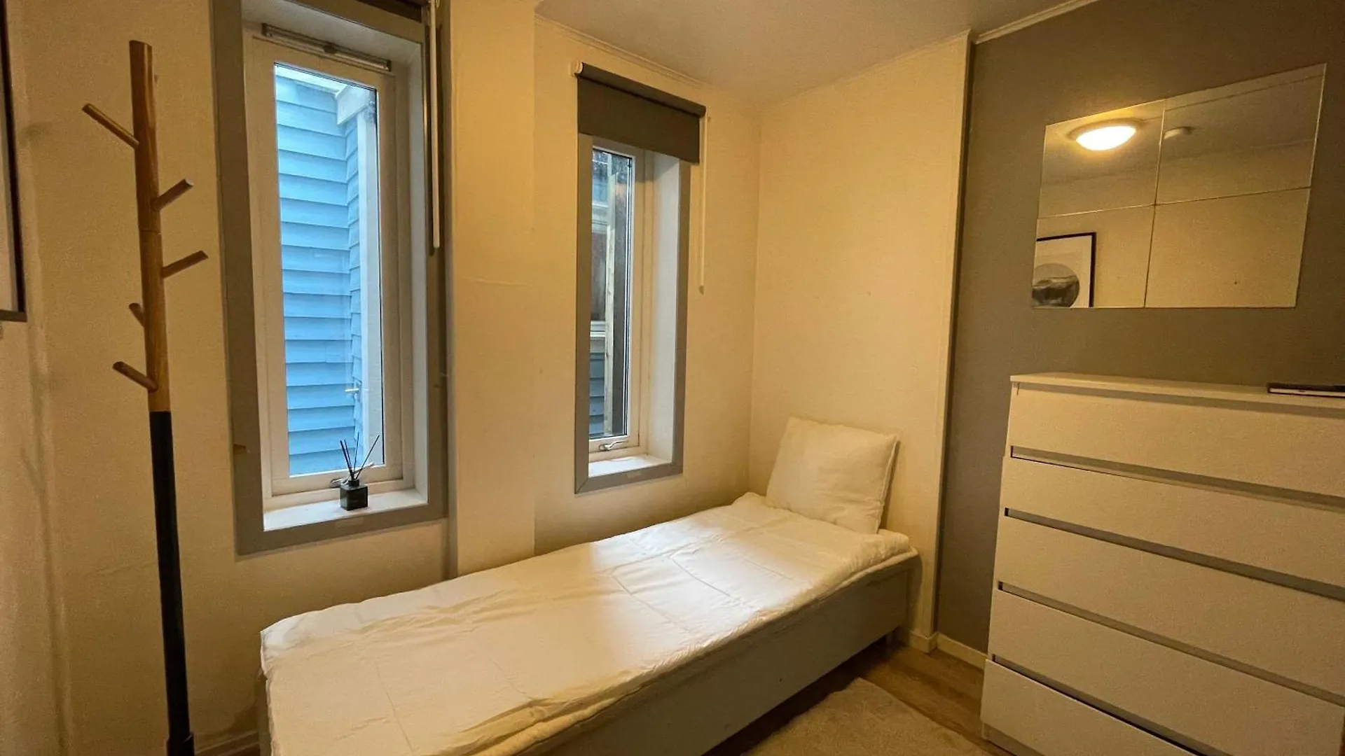 Nedre Banesmauet - Rustique Bergen House Apartment 0*,  Norway